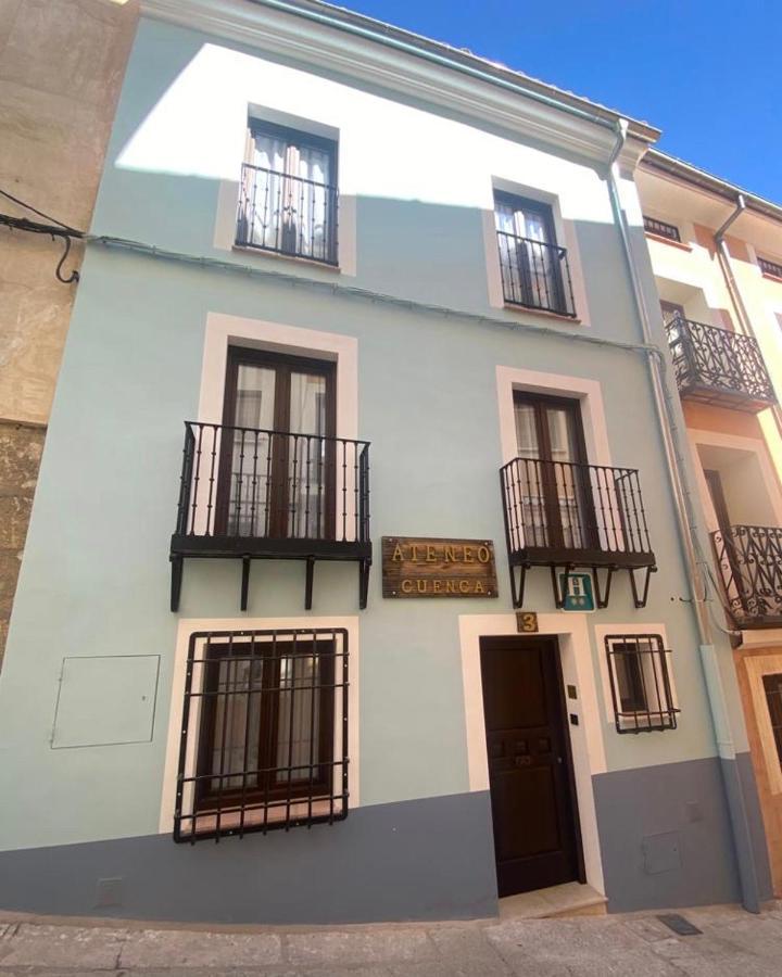Ateneo Cuenca Suites Con Cocina En El Casco Historico Ngoại thất bức ảnh