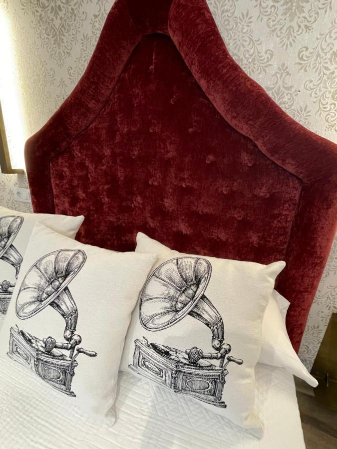 Ateneo Cuenca Suites Con Cocina En El Casco Historico Ngoại thất bức ảnh