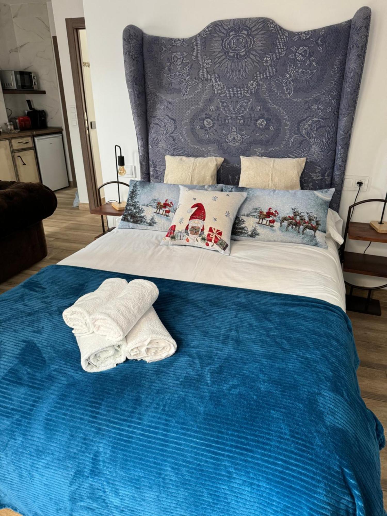Ateneo Cuenca Suites Con Cocina En El Casco Historico Ngoại thất bức ảnh