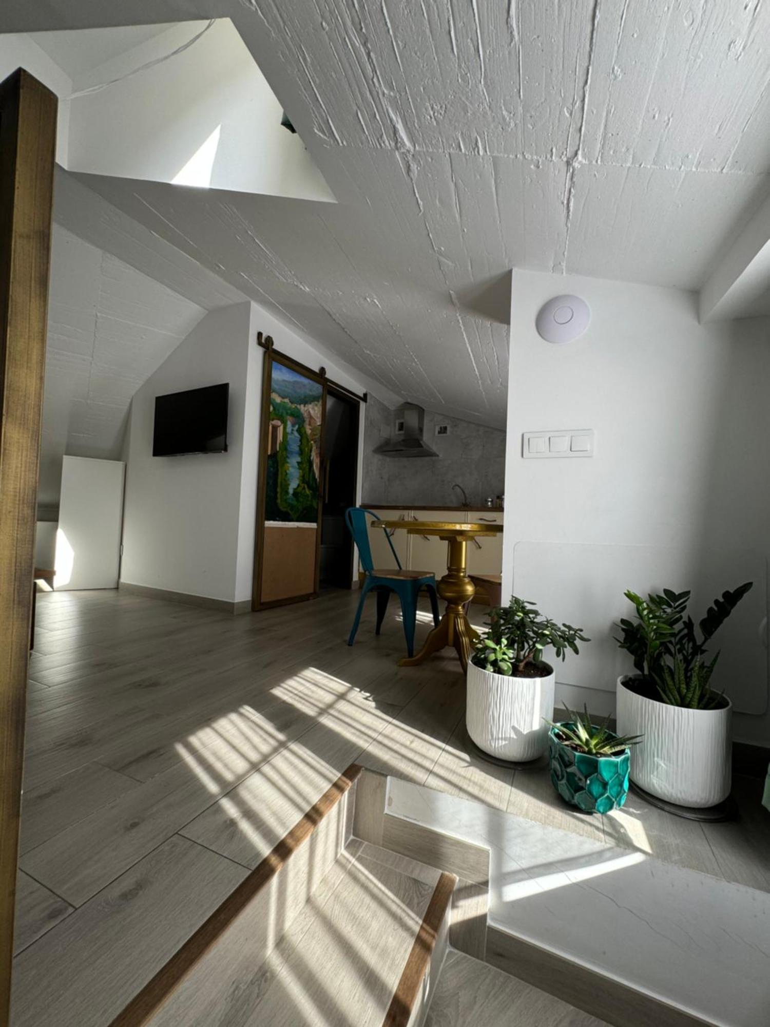Ateneo Cuenca Suites Con Cocina En El Casco Historico Ngoại thất bức ảnh